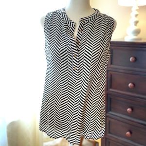 Banana Republic silk sleeveless top, size XS